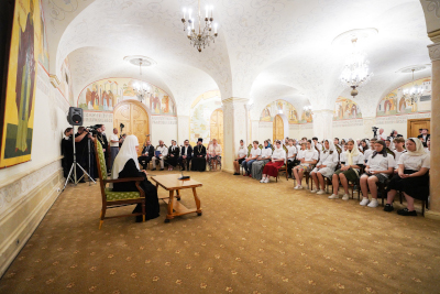 Встреча детей со Святейшим Патриархом Кириллом в Сергиевском зале кафедрального соборного Храма Христа Спасителя