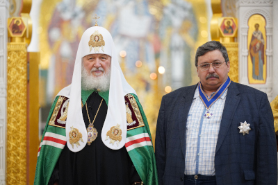 Анатолий Валерьевич Алёшин со Святейшим Патриархом Кириллом Анатолий Валерьевич Алёшин со Святейшим Патриархом Кириллом