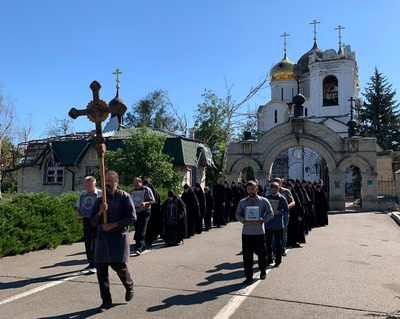 Крестный ход в обители. 19 августа 2025 г. Крестный ход в обители. 19 августа 2025 г.