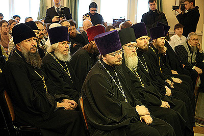 В Москве собрались богословы и преподаватели духовных школ