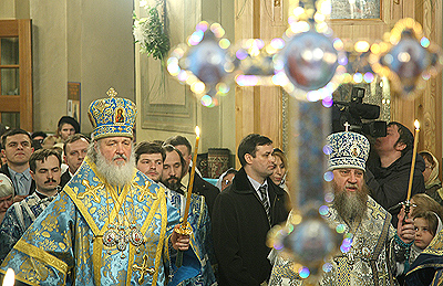 Служение Патриарха Кирилла 27 марта - 9 апреля 2009