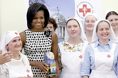 Супруга президента США посетила православное сестричество