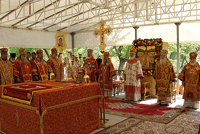 Божественная литургия на Бутовском полигоне