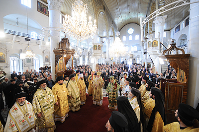 Божественная литургия в Успенском соборе в Дамаске
