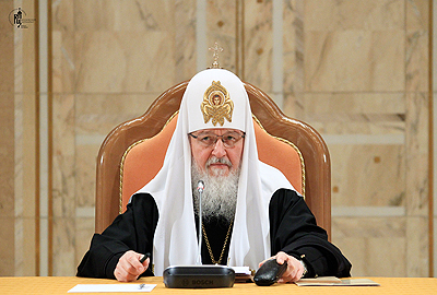 Патриарх Кирилл: Церковь не может благословить суррогатное материнство