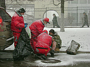 В Московские социальные службы при Церкви обращаются около 300  замерзающих бездомных за сутки