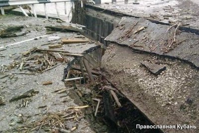 Последствия наводнения. Фото pravkuban.ru