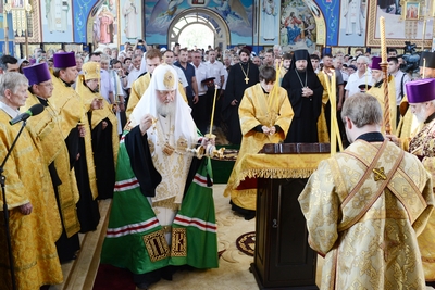 Предстоятель Русской Церкви в храме Архангела Михаила в Крымске