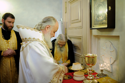 Святейший Патриарх Кирилл в день своего рождения совершил Божественную литургию в домовом храме Патриаршей и Синодальной резиденции
