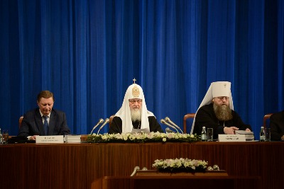 Патриарх Кирилл: Христиане несут особую ответственность за сохранение и передачу духовных, нравственных ценностей будущим поколениям