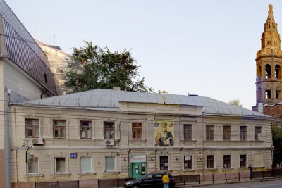 Дом причта и Никольский храм по Долгоруковской ул.