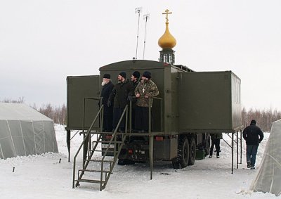 В местах дислокации частей Российской армии в Арктике будет установлено два воинских храма