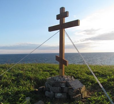 На острове Анучина, самой юго-восточной точке России, установлен Поклонный крест